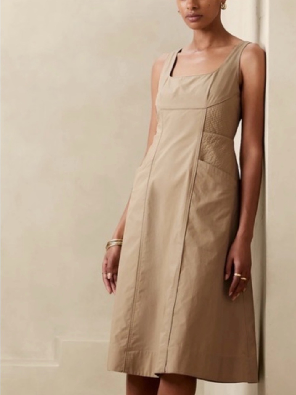 SEAMED POPLIN MIDI DRESS in BEIGE